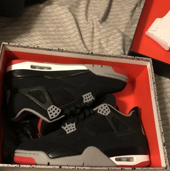 Air Jordan 4 Bred 19' Sz 11 (#22722) - ENDANGERED LA